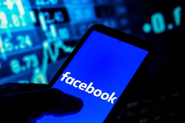 Facebook ia măsuri mai dure pentru a elimina conturile de utilizatori reali cu activităţi dăunătoare
