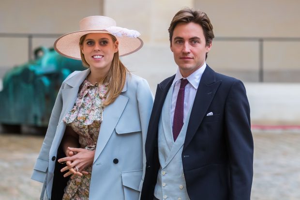 Familia regală britanică se mărește. Prințesa Beatrice a născut o fetiţă