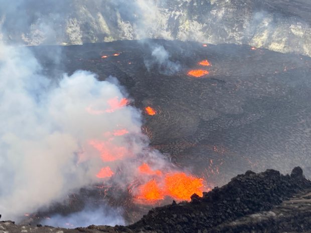 „Cod roșu” de alertă în Hawaii, după erupția vulcanului Kilauea