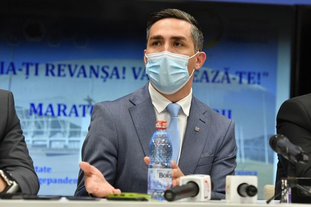 Peste 40% din populația adultă a României a fost vaccinată, anunță Valeriu Gheorghiță. Obiectivul stabilit pentru următoarele săptămâni