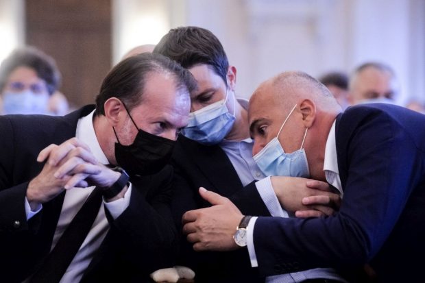 Ședință decisivă la PNL, luni seară. Liberalii decid cu cine vor să formeze viitorul Guvern