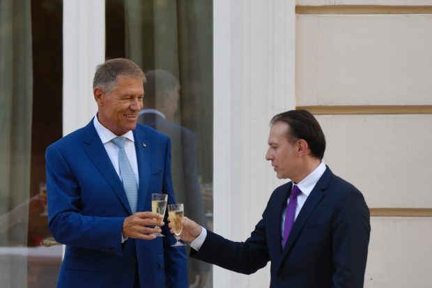 Pentru președintele Iohannis, legile nu sunt obligatorii. Nici pentru guvernele sale