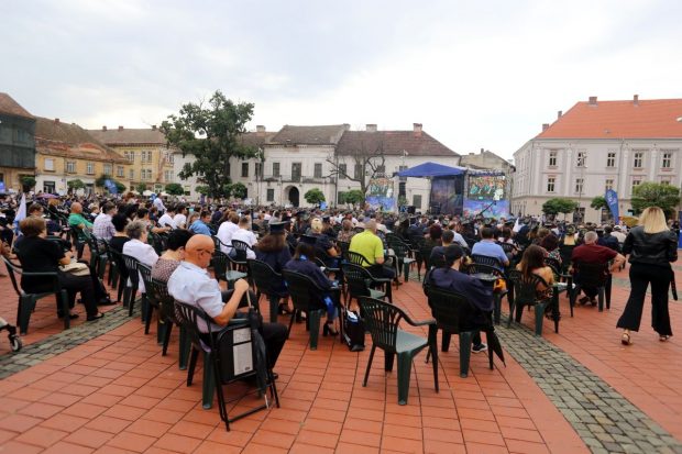 Certificatul verde, obligatoriu de marți în Timișoara și alte 20 de localități din Timiș