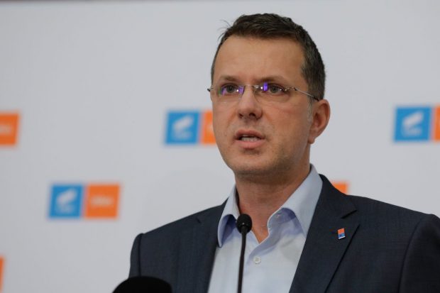 Ionuț Moșteanu: Dacă negocierile vor eșua, USR va veni în fața Parlamentului cu o listă de miniștri