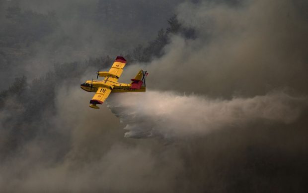 Incendii, secetă, inundații: copiii născuți azi vor trăi de șapte ori mai multe episoade de vreme extremă decât bunicii lor