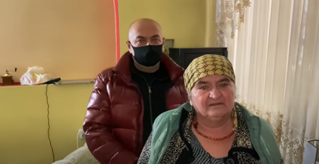 Leo de la Strehaia și mama lui, condamnați cu executare într-un dosar de evaziune fiscală. Cât a luat fiecare