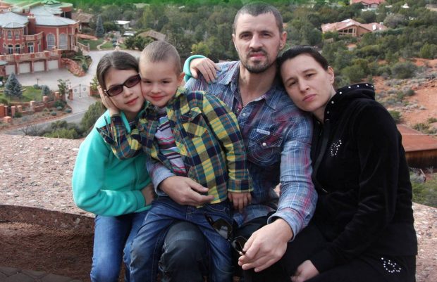 Imagine Stire Cleopatra Stratan, mesaj emoționant pentru mama sa. Cu ce se ocupă soția lui Pavel Stratan | 2review.ro