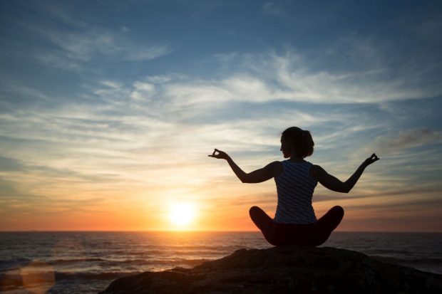 Beneficiile meditației pentru sănătatea emoțională și fizică