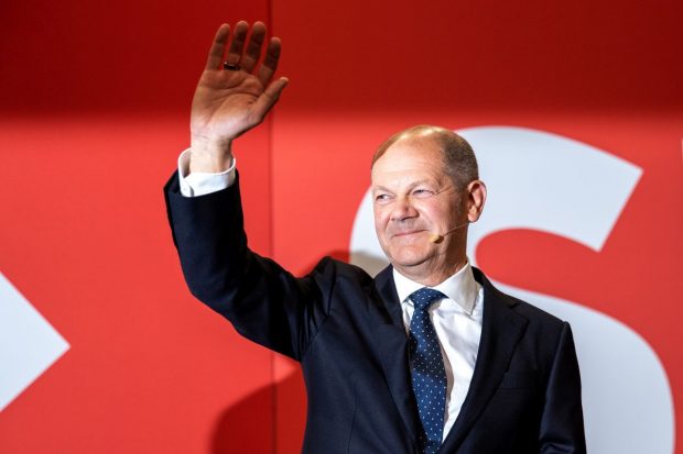 Olaf Scholz este în favoarea vaccinării obligatorii în Germania