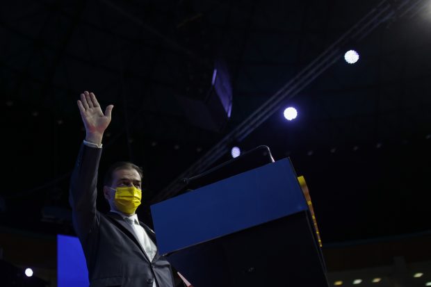 LIVE | Florin Cîțu, huiduit și fluierat la Congresul PNL. Orban s-a proclamat „câștigătorul moral” al alegerilor din partid