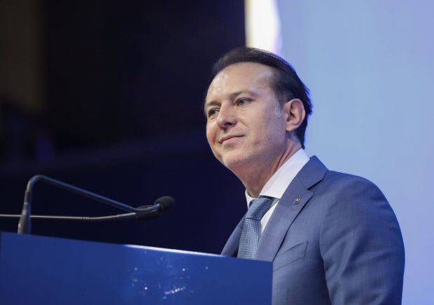 Florin Cîțu spune că ia în calcul reducerea numărului de ministere. Care e motivul