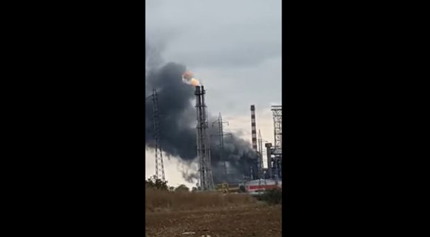Incendiu la rafinăria Lukoil de la Ploiești. A fost emis un mesaj Ro-Alert