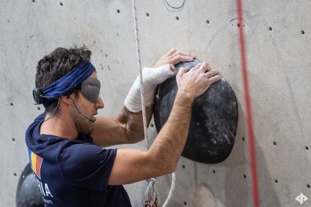 Răzvan Nedu este vicecampion mondial la Paraclimbing. A concurat cu un deget în ghips: „Vă aștept la sală”