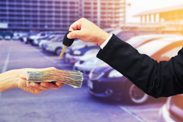 De ce scade prețul mașinii la revânzare. Ce poți face ca să eviți deprecierea prea mare a autoturismului