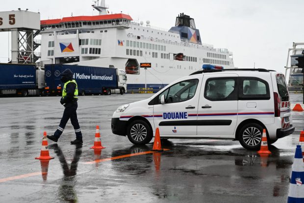 Reacția MAE după datele conform cărora peste 60% dintre cetăţenii UE opriţi în porturile din Marea Britanie după Brexit sunt români