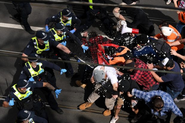 Aproape 270 de arestări în Australia, după confruntările dintre poliție și protestatarii anti-Covid