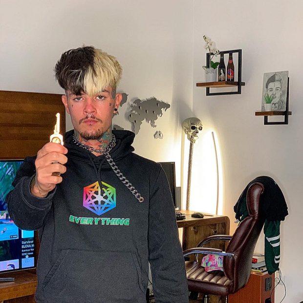 Imagine Stire Imagini din casa lui Zanni. Și-a cumpărat apartament cu banii câstigați la „Survivor” | 2review.ro