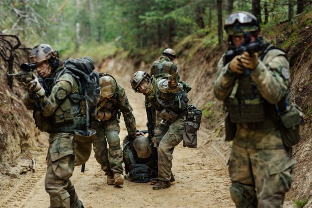 De ce să practici airsoft. Câteva motive