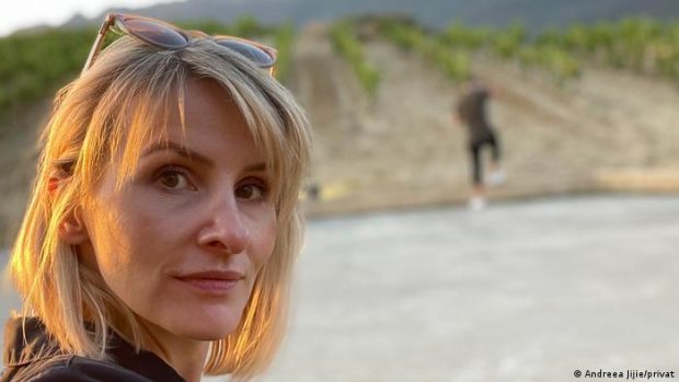 Viața nefardată în Germania a unei românce plecate de 11 ani din țară: „Aici, ca să-mi fac o programare la un medic, durează între trei și șase luni!”