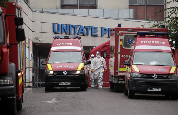 Aproape 17.000 de noi cazuri de COVID și 81 de decese, în ultimele 24 de ore