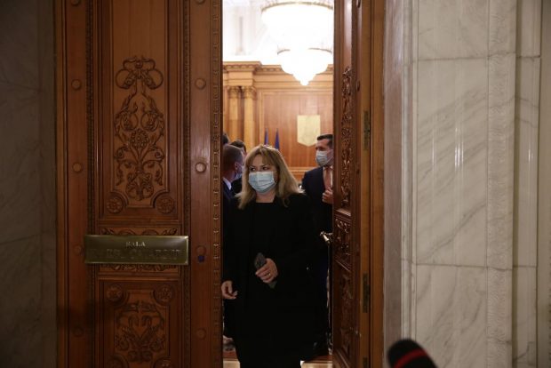 Anca Dragu a fost demisă din funcția de președinte al Senatului