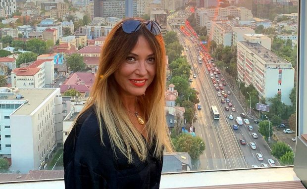 Anca Țurcașiu merge în cârjă. A spus ce i s-a întâmplat: „Nu am vrut să mă victimizez. Durerea e inevitabilă”