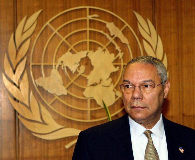 A murit Colin Powell, fost lider militar și primul secretar de stat de culoare al SUA