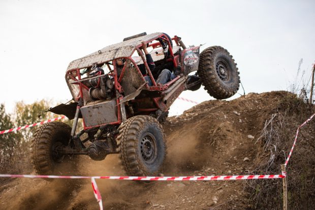Competiție off road, în weekend, în Dâmbovița. Traseu de 660 km pentru participanți