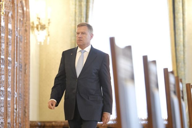 Numele noului premier desemnat, anunțat azi de Iohannis. Nu e așteptată nicio surpriză: Nicolae Ciucă, primul „în rotativa” cu PSD