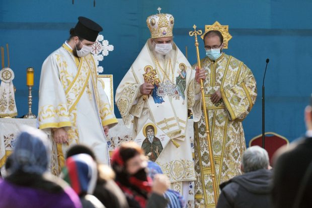 Fost ambasador la Vatican argumentează de ce e complet falsă susținerea că Biserica nu trebuie „să intervină” în chestiunile medicale