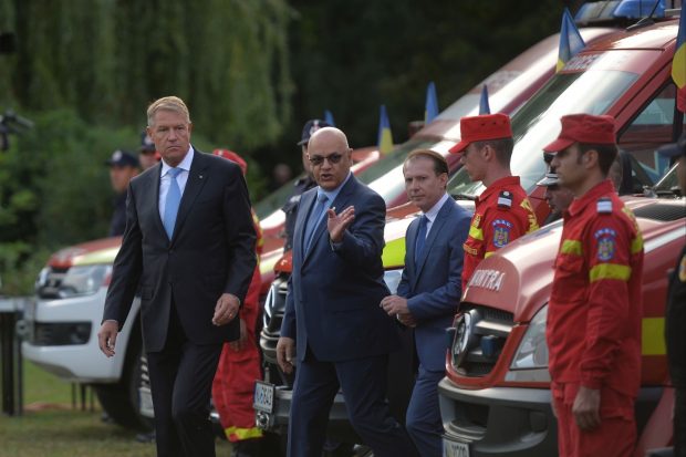 Când constată eșecul statului, Iohannis vorbește ca și cum nu ar face parte din el