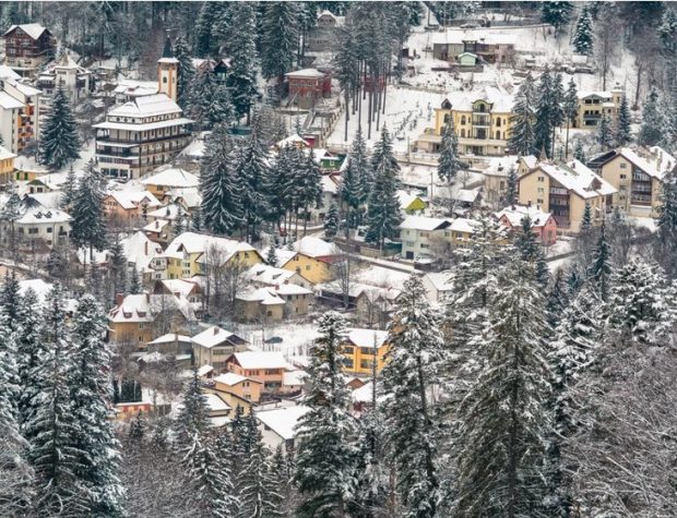 Hotelurile și pensiunile montane – noile oportunități turistice scoase la lumină de pandemie. Scurt ghid pentru investițiile avantajoase (OPEN HOUSE în curând)