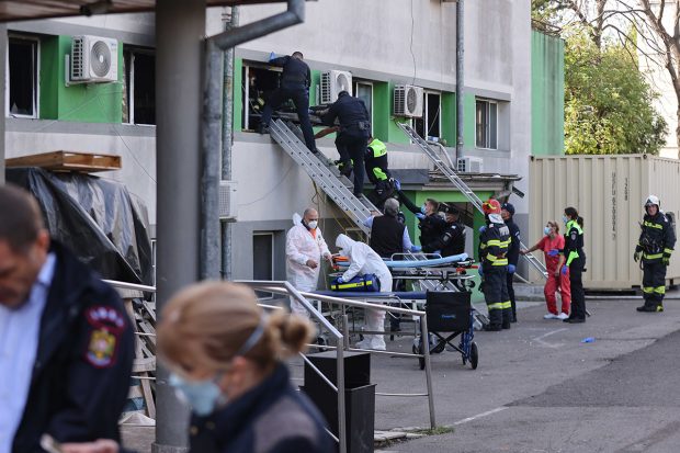 Primăria Constanța spune că va semna luni, după 5 ani de pregătiri, contractul pentru reabilitarea spitalului care a luat foc