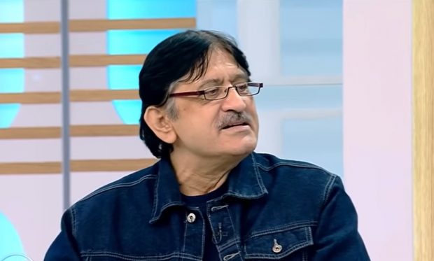 Viața lui Jean Paler la 67 de ani. „Medicamentele mă costă 1.400 de lei pe lună. M-am obișnuit cu infarct după infarct”