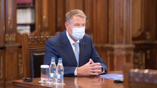 Klaus Iohannis a semnat demisia lui Florin Roman. Virgil Popescu, numit interimar la Cercetare și Digitalizare