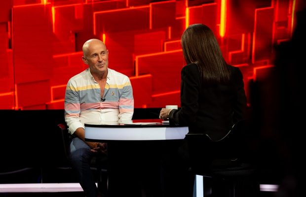 Declarația lui Mugur Mihăescu după ce s-a speculat că și-a înșelat soția. „Eu am carieră de artist, nu sunt vreun sfânt”