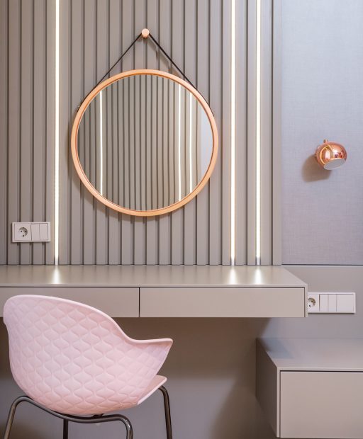 5 Sfaturi pentru amenajarea unei zone de make-up în dormitor