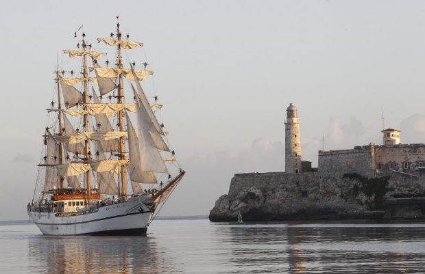Nava-școală a marinei din Ecuador a capturat o ambarcațiune folosită de traficanți pentru transportul drogurilor