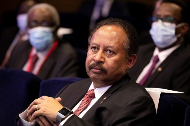 Premierul din Sudan se află în arest acasă la șeful armatei. „Se va întoarce acasă atunci când se va termina criza”