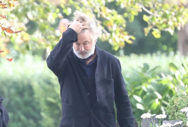Alec Baldwin, prima reacție după ce a împușcat mortal o femeie pe platoul de filmare