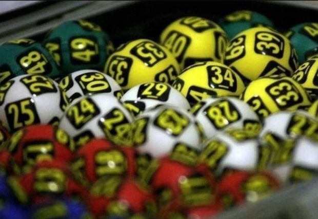 Rezultatele Loto 6/49 din 31 octombrie 2021. Numerele câștigătoare extrase duminică