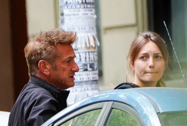 Actrița Leila George, soția lui Sean Penn, cere divorțul, după un an de la căsătorie