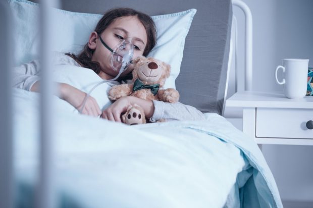 Medicii din Iași spun că s-au înmulțit cazurile de COVID la școlari. 23 de copii au fost internați în weekend