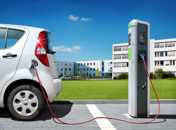 Norvegia ar putea ajunge în 2022 prima țară în care se vor vinde doar mașini electrice