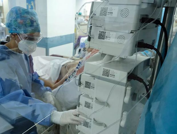 Apelul disperat al medicilor de la Spitalul de Boli Infecțioase din Iași: „Mai avem stocuri de oxigen pentru cinci ore”