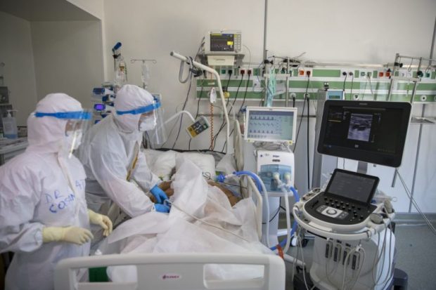 Cod roșu de intervenție la Spitalul din Cărbunești, după ce instalația de oxigen s-a stricat. Pacienții sunt ventilați manual