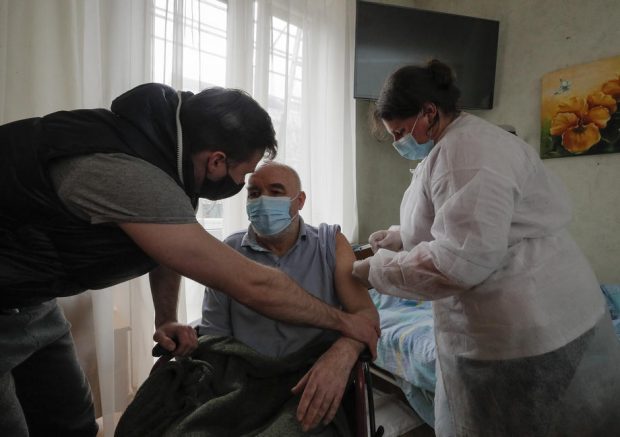 Ucraina înregistrează un record de vaccinare: Aproape 200.000 de persoane într-o singură zi