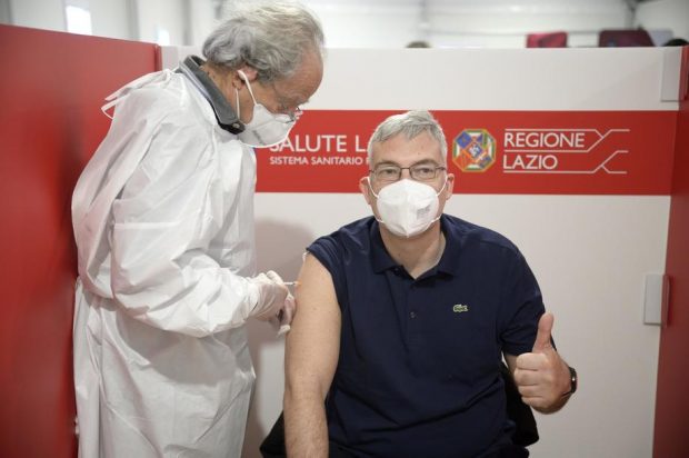 Italia și-a atins obiectivul de vaccinare cu schema completă a 80% din populaţia cu vârsta peste 12 ani