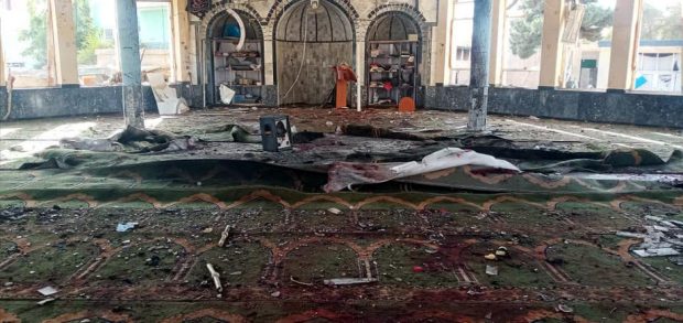 Atac cu bombă asupra unei moschei din Afganistan. Cel puțin 50 de persoane au fost ucise, alte peste 100, rănite
