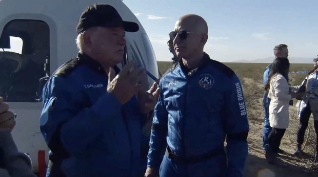 Actorul William Shatner, celebrul căpitan Kirk din „Star Trek”, în lacrimi după ce a zburat în spaţiu cu racheta lui Jeff Bezos: „Sunt copleșit”